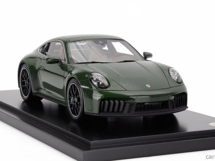 Porsche 911 992-2 Carrera GTS Coupe Cuarenta Edícia 2024 1:18 Spark Model zelená
