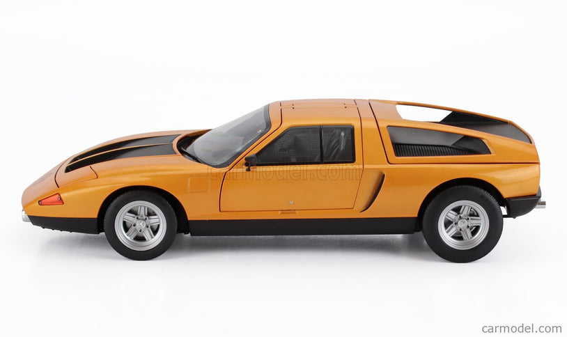 Mercedes Benz C111-II 1970 1:18 Norev oranžová