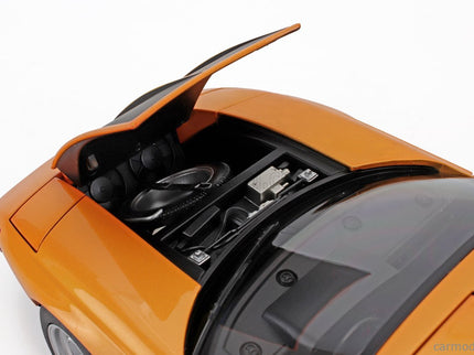 Mercedes Benz C111-II 1970 1:18 Norev oranžová