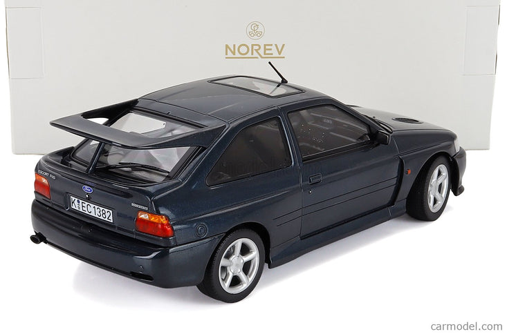 Ford Escort Cosworth 1992 1:18 Norev zelená