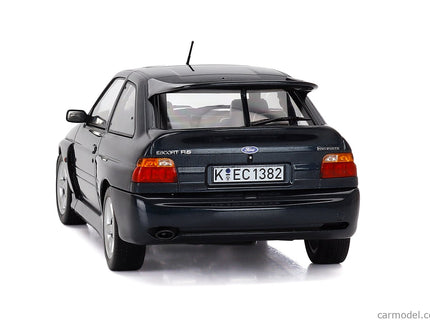 Ford Escort Cosworth 1992 1:18 Norev zelená