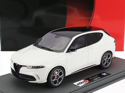 ALFA ROMEO | TONALE TRIBUTO BLACK ROOF 2023 - CON VETRINA - WITH SHOWCASE | BIANCO ALFA - WHITE BLACK