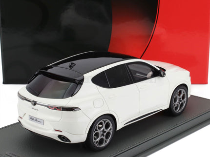 ALFA ROMEO | TONALE TRIBUTO BLACK ROOF 2023 - CON VETRINA - WITH SHOWCASE | BIANCO ALFA - WHITE BLACK