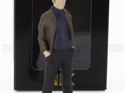 FIGURES | STEVE MAN - CAR NOT INCLUDED | BLUE BLACK BROWN