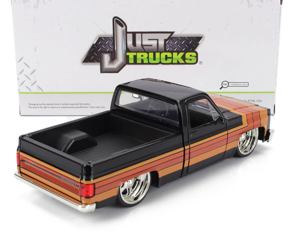 CHEVROLET | C-10 PICK-UP CUSTOM 1985 | BLACK BROWN