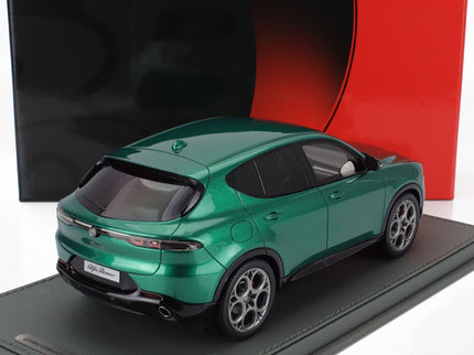 ALFA ROMEO | TONALE VELOCE 2023 - CON VETRINA - WITH SHOWCASE | VERDE MONTREAL - GREEN MET