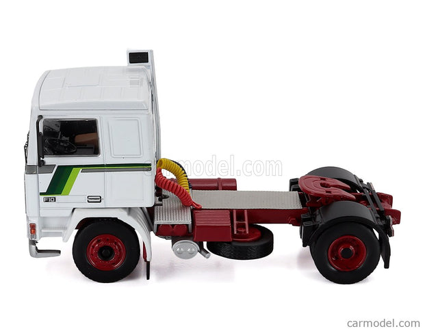 Volvo F10 Ťahač 2-ASSI 1983 1:43 IXO Models biela zelená červená