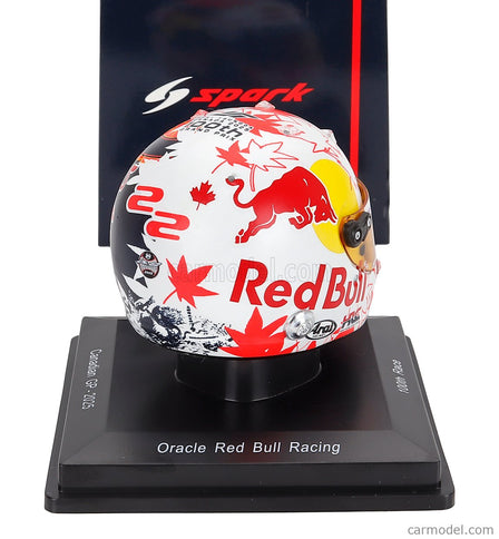 Bell Helmet Helma F1 Yuki Tsunoda Team Oracle Red Bull Racing N°22 Canada GP (100th GP) 2025 1:5 Spark Model biela zlatá