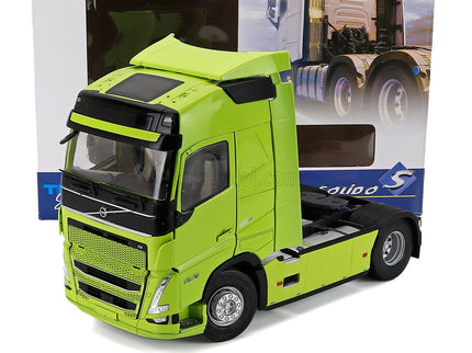 Volvo FH16 750 Globetrotter XL Ťahač 2-ASSI 2021 1:24 Solido Neon zelená