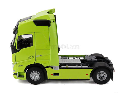 Volvo FH16 750 Globetrotter XL Ťahač 2-ASSI 2021 1:24 Solido Neon zelená