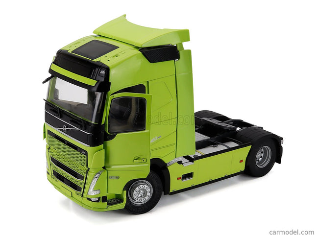 Volvo FH16 750 Globetrotter XL Ťahač 2-ASSI 2021 1:24 Solido Neon zelená