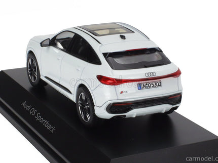 Audi Q5 Sportback 2025 1:43 Norev biela