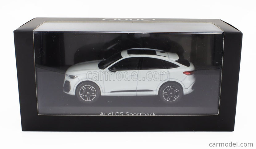 Audi Q5 Sportback 2025 1:43 Norev biela