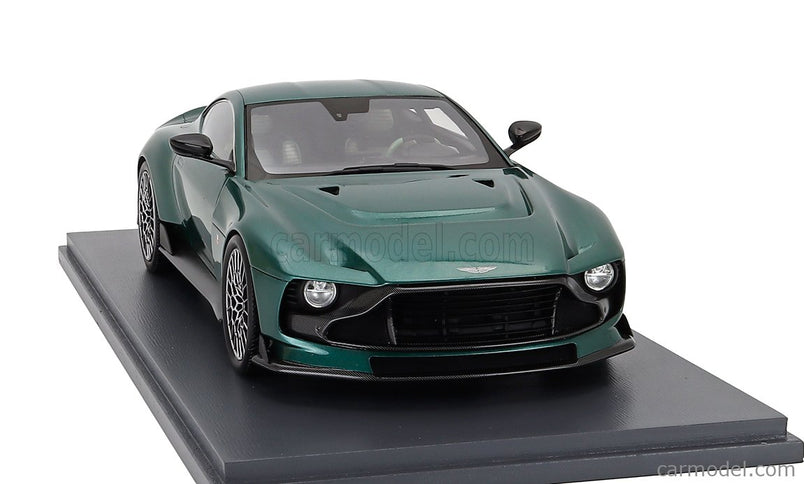 ASTON MARTIN Valour 2024 1:18 Schuco zelená metalická