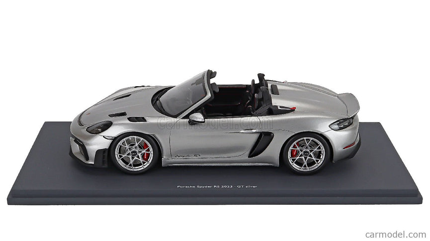Porsche 718 (982) Spider RS Cabriolet Open 2023 1:18 Schuco strieborná
