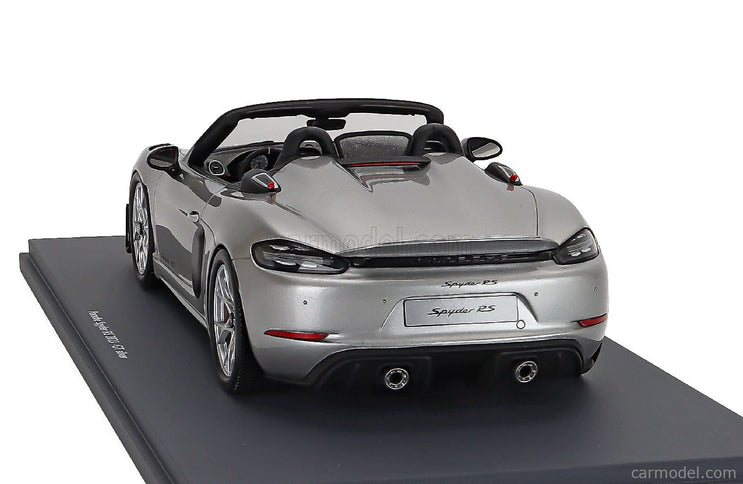 Porsche 718 (982) Spider RS Cabriolet Open 2023 1:18 Schuco strieborná