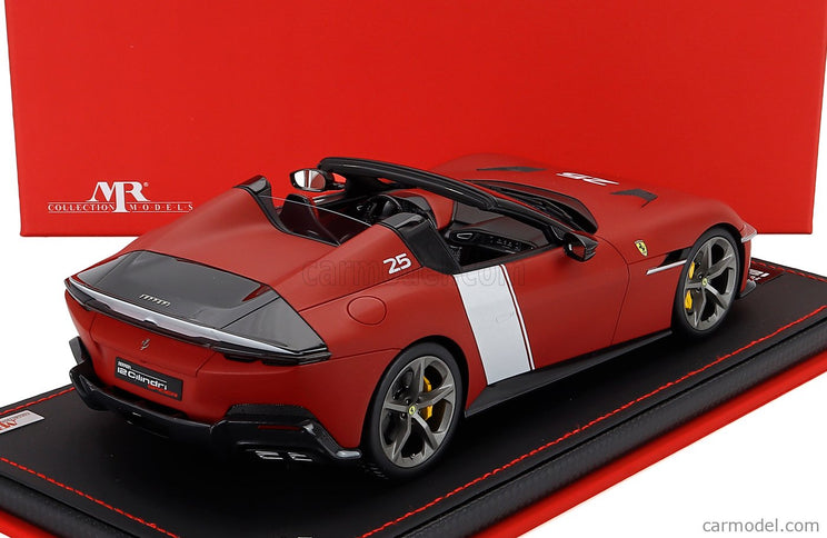 Ferrari 12CILINDRI V12 830cv Spider Open N°25 2025 1:18 MR Models červená Racing - matná červená biela