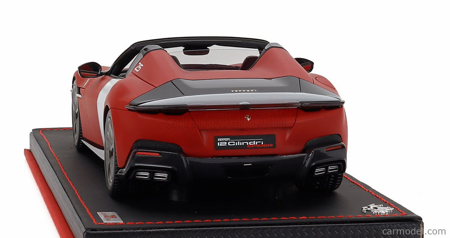 Ferrari 12CILINDRI V12 830cv Spider Open N°25 2025 1:18 MR Models červená Racing - matná červená biela
