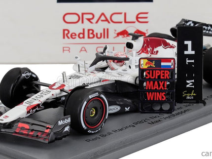 Red Bull F1 RB21 Team Oracle Red Bull Racing N°1 Víťaz Japan GP 2025 With Pit Board Super Max! Wins Max Verstappen 1:43 Spark Model biela červená