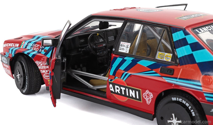 Lancia Delta HF Integrale 16V Martini N°1 Víťaz Rally Sanremo 1989 Miki Biasion - Tiziano Siviero 1:18 Solido červená