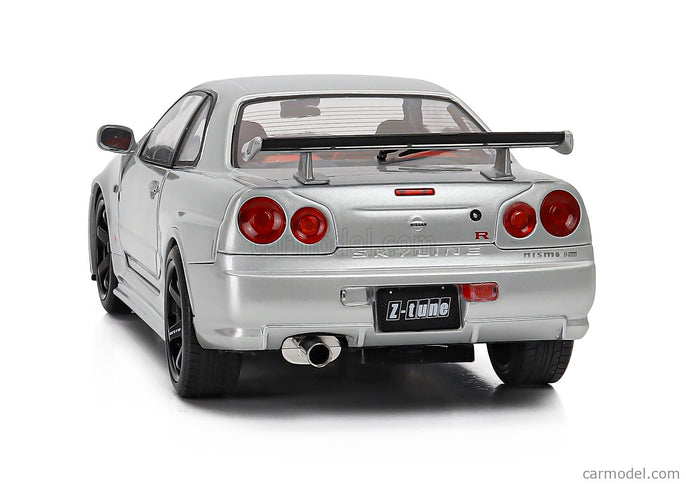 Nissan Skyline GT-R (R34) Z-Tune 1999 1:18 Solido strieborná