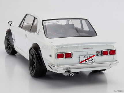 Nissan Skyline (C10) Hakosuka Works 1970 1:18 Solido perleťová biela