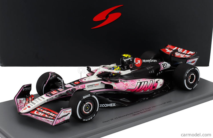 Haas F1 VF-25 Team Moneygram Haas N°87 Japan GP 2025 Oliver Bearman 1:18 Spark Model biela čierna červená