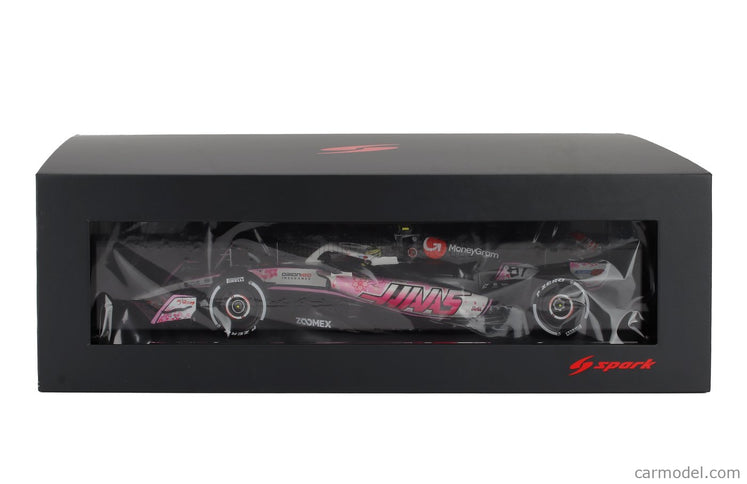 Haas F1 VF-25 Team Moneygram Haas N°87 Japan GP 2025 Oliver Bearman 1:18 Spark Model biela čierna červená