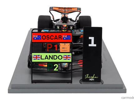 Mclaren F1 MCL39 Team Mclaren N°81 Víťaz China GP 2025 Oscar Piastri 1:18 Spark Model oranžová čierna