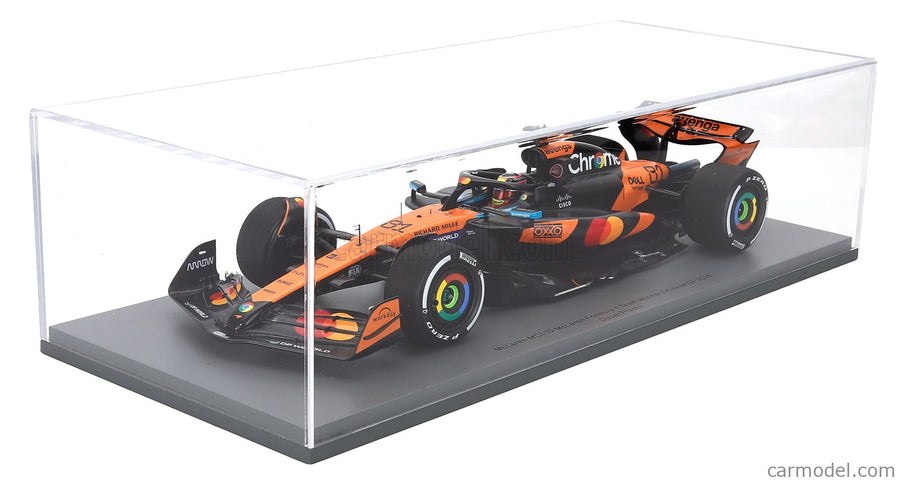 Mclaren F1 MCL39 Team Mclaren N°81 Víťaz China GP 2025 Oscar Piastri 1:18 Spark Model oranžová čierna