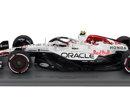 Red Bull F1 RB21 Team Oracle Red Bull Racing N°22 Japan GP 2025 With Pit Board Thanks Honda Yuki Tsunoda 1:18 Spark Model biela červená