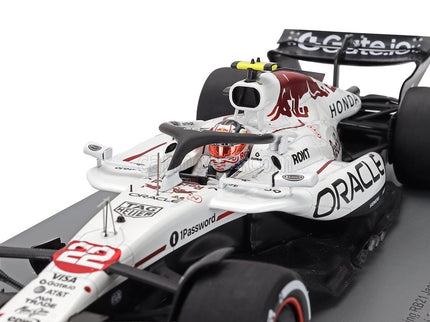 Red Bull F1 RB21 Team Oracle Red Bull Racing N°22 Japan GP 2025 With Pit Board Thanks Honda Yuki Tsunoda 1:18 Spark Model biela červená