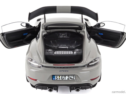 Porsche 718 Cayman GT4 RS Weissach Package 2023 1:18 Norev biela čierna