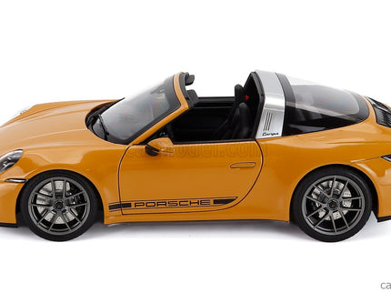 Porsche 911 992-2 Targa 4 GTS 2024 1:18 Norev žltá