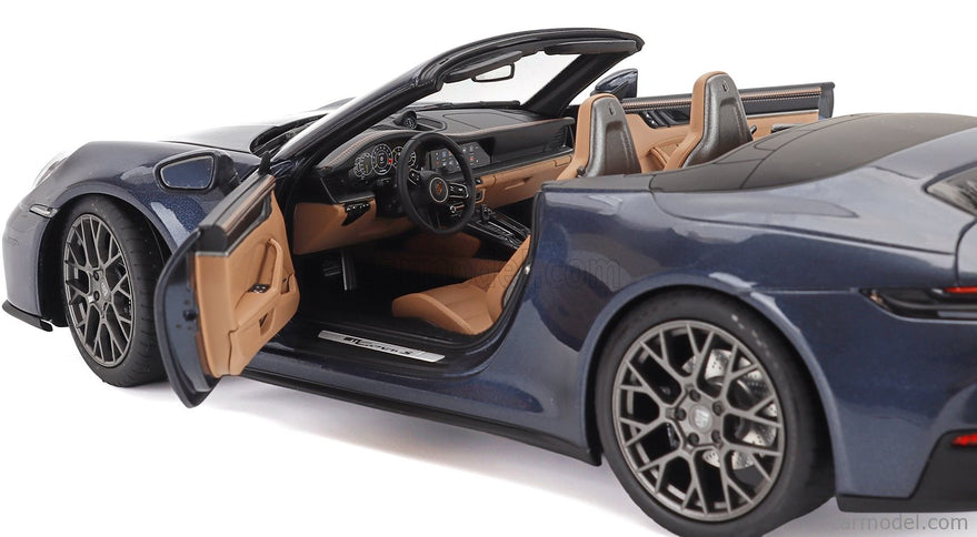 Porsche 911 992-2 Carrera Cabriolet Open 2024 1:18 Norev modrá metalická