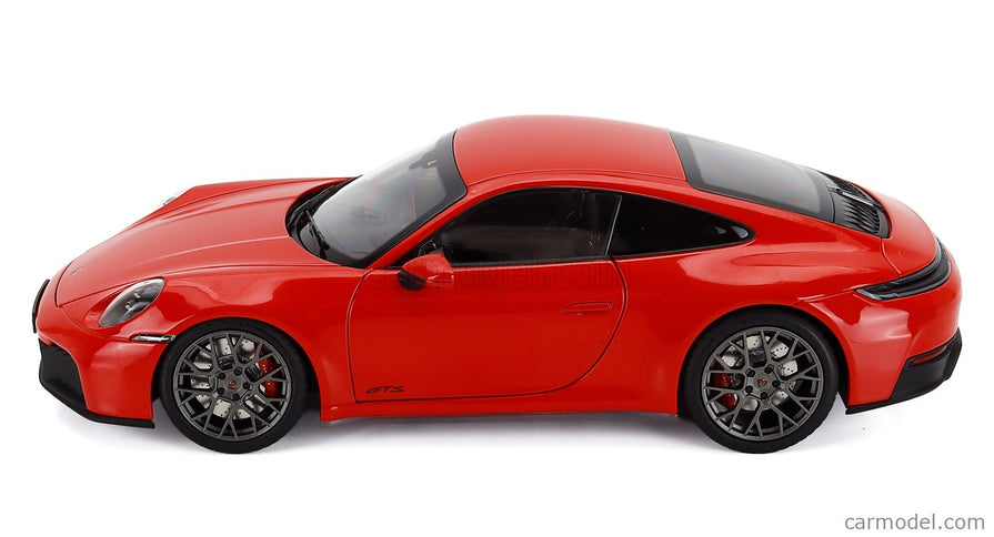 Porsche 911 992-2 Carrera 4 GTS Coupe 2024 1:18 Norev červená