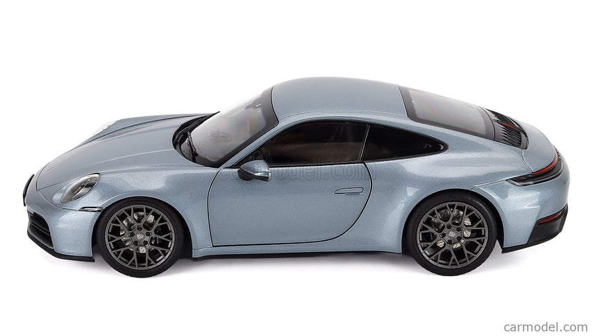 Porsche 911 992-2 Carrera Coupe 2024 1:18 Norev strieborná