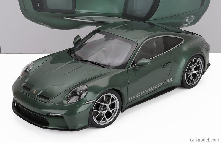 Porsche 911 992 S/T Coupe 2023 1:12 Norev Malachite zelená