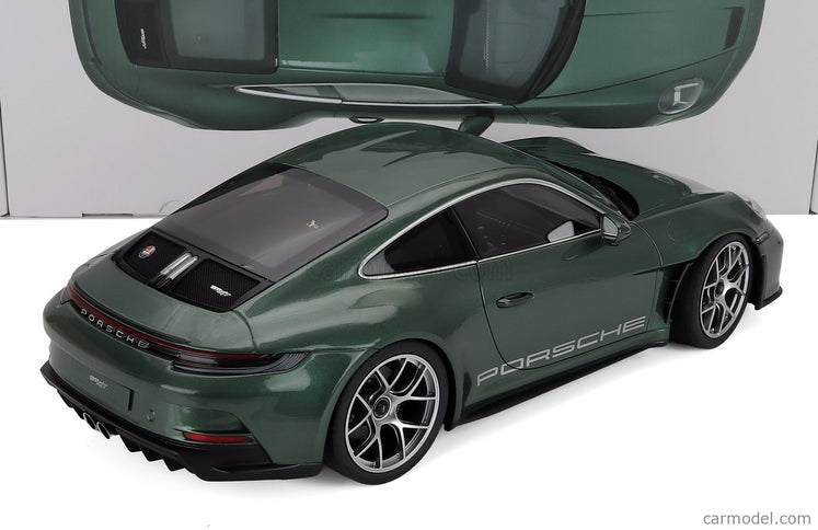 Porsche 911 992 S/T Coupe 2023 1:12 Norev Malachite zelená