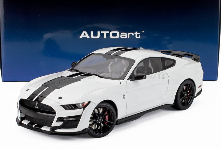 FORD USA | MUSTANG SHELBY GT500 COUPE 2023 | OXFORD WHITE