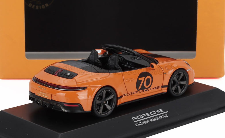 PORSCHE | 911 992 CABRIOLET OPEN SPIRIT 70 2025 | SIGNAL ORANGE BLACK