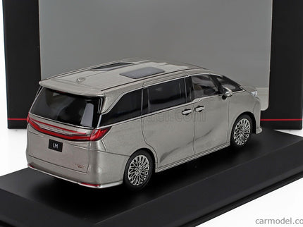 Lexus LM 500H Minibus RHD 2024 1:43 Kyosho Titanium sivá