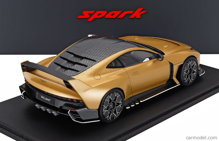 ASTON MARTIN Valiant 2024 1:18 Spark Model Auric zlatá metalická
