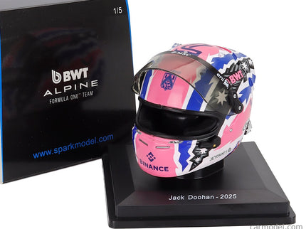 Bell Helmet Helma F1 Jack Doohan Team Bwt Alpine N°7 Sezóna 2025 1:5 Spark Model biela modrá ružová
