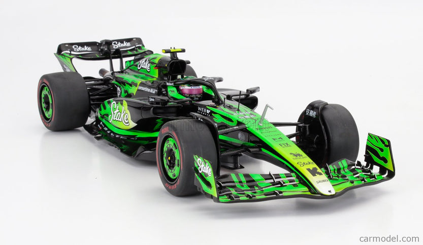 Sauber F1 C44 Team Stake Kick N°24 Las Vegas USA GP 2024 Zhou Guanyu 1:18 Solido zelená čierna