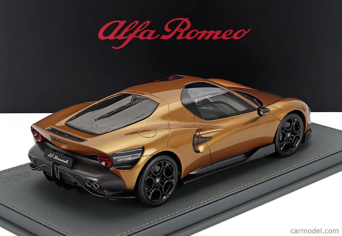 ALFA ROMEO 33 Stradale 2025 1:18 BBR Models Ocra - Ochre