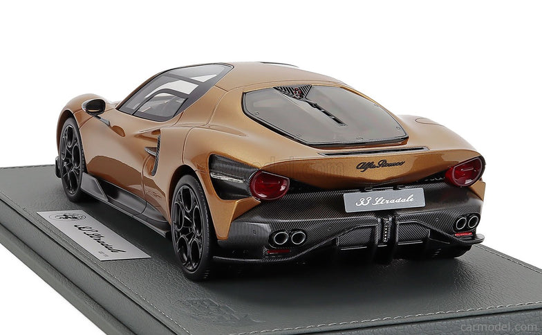 ALFA ROMEO 33 Stradale 2025 1:18 BBR Models Ocra - Ochre