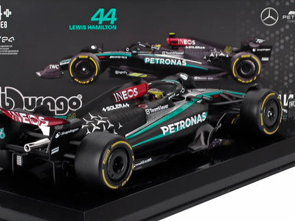 MERCEDES GP | F1  W15 EQ PERFORMANCE TEAM AMG PETRONAS MOTORSPORT N 44 SEASON 2024 LEWIS HAMILTON - WITH PILOT AND SHOWCASE | BLACK SILVER GREEN