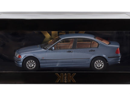 BMW 3-SERIES (E46) 1999 1:18 KK Scale svetlomodrá metalická