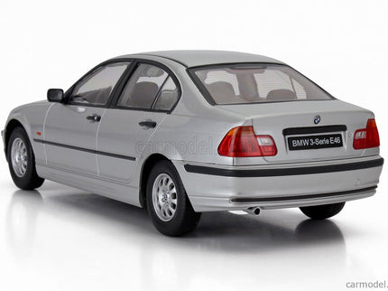 BMW 3-SERIES (E46) 1999 1:18 KK Scale strieborná